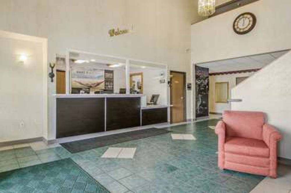 RED LION INN AND SUITE PORT ORCHARD 4