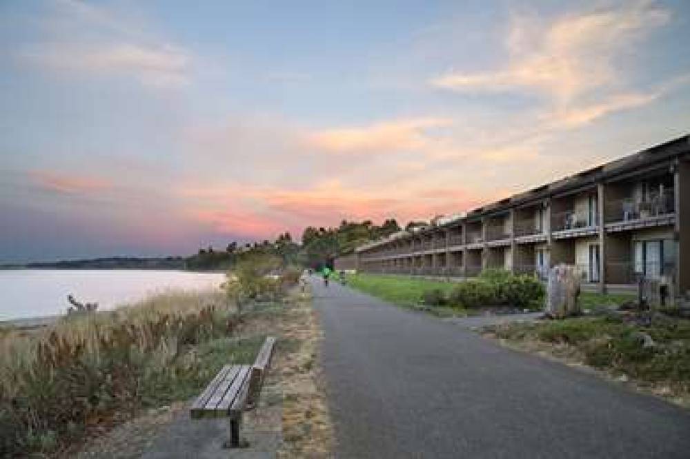 Red Lion Port Angeles 3