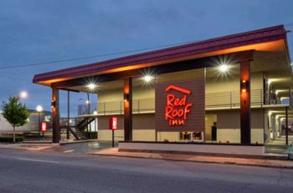 RED ROOF FORT SMITH DOWNTOWN 3