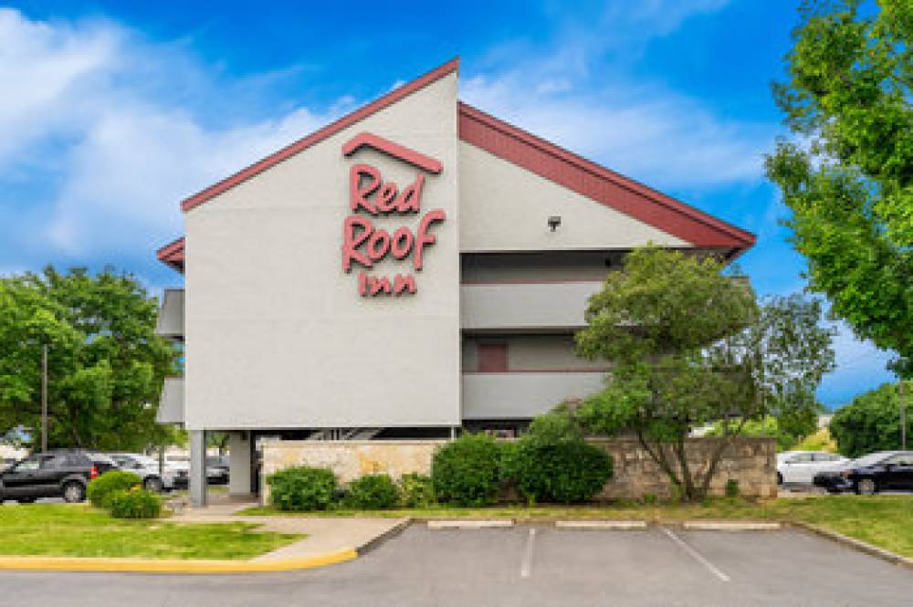 Red Roof Inn Allentown Airport  1