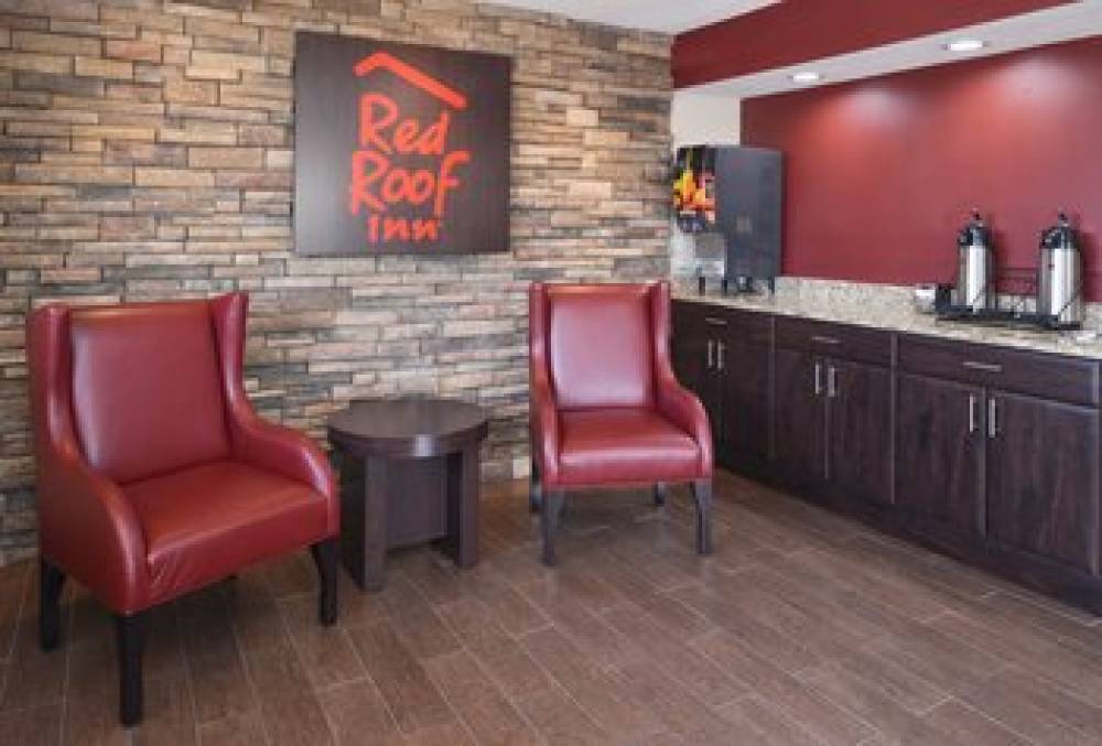 Red Roof Inn Champaign  2