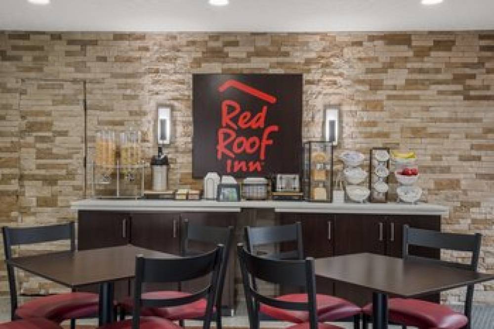 Red Roof Inn Crossville 10