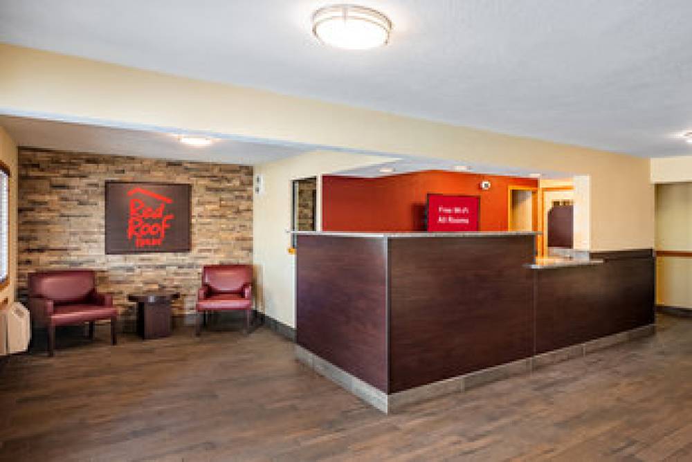 RED ROOF INN DES MOINES 8