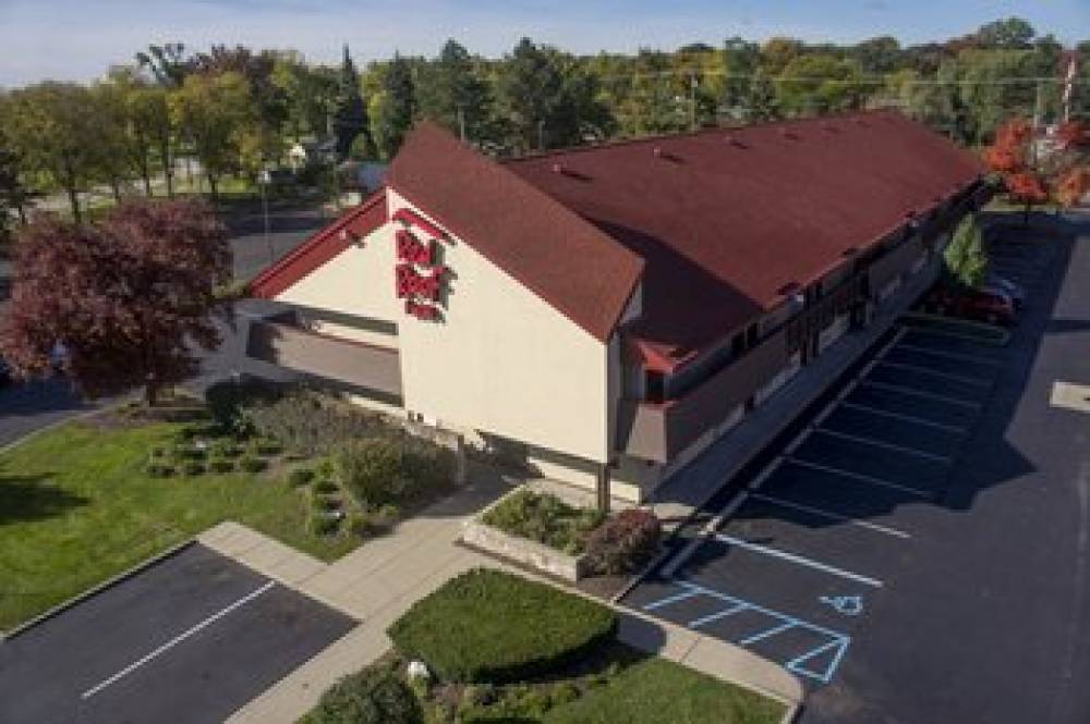 Red Roof Inn Detroit - Troy  3