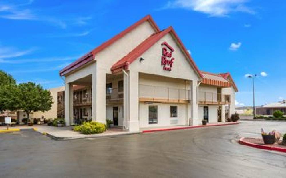 Red Roof Inn Gallup  2