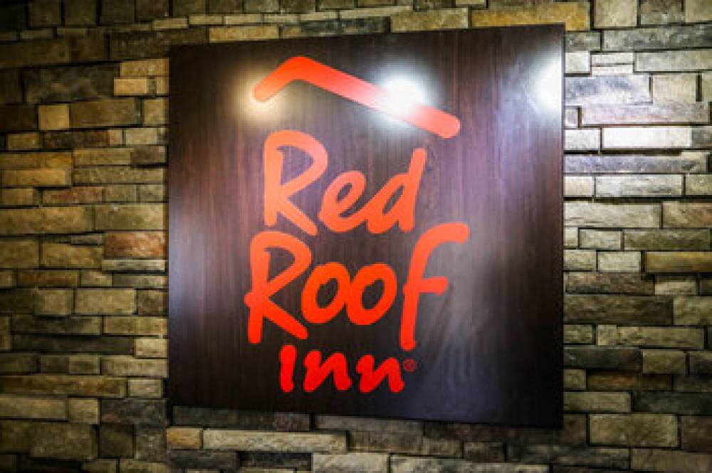 Red Roof Inn Greenville  3