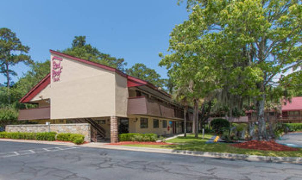 Red Roof Inn Hilton Head Island  2