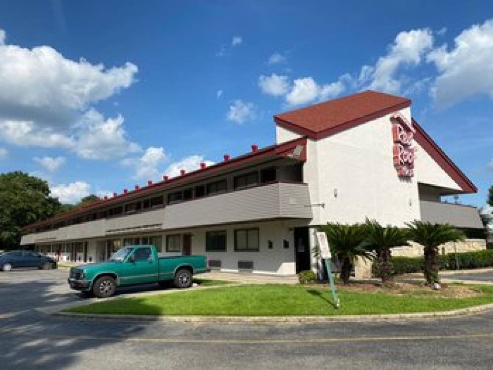 Red Roof Inn Lafayette, LA  2