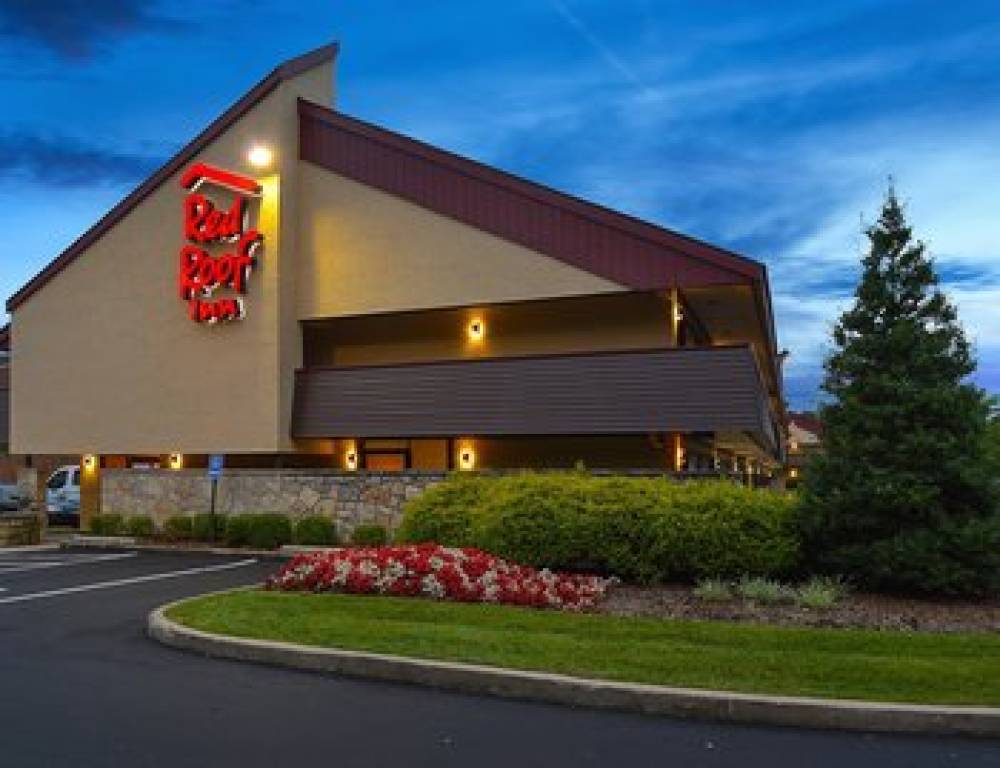 Red Roof Inn Louisville East - Hurstbourne  3