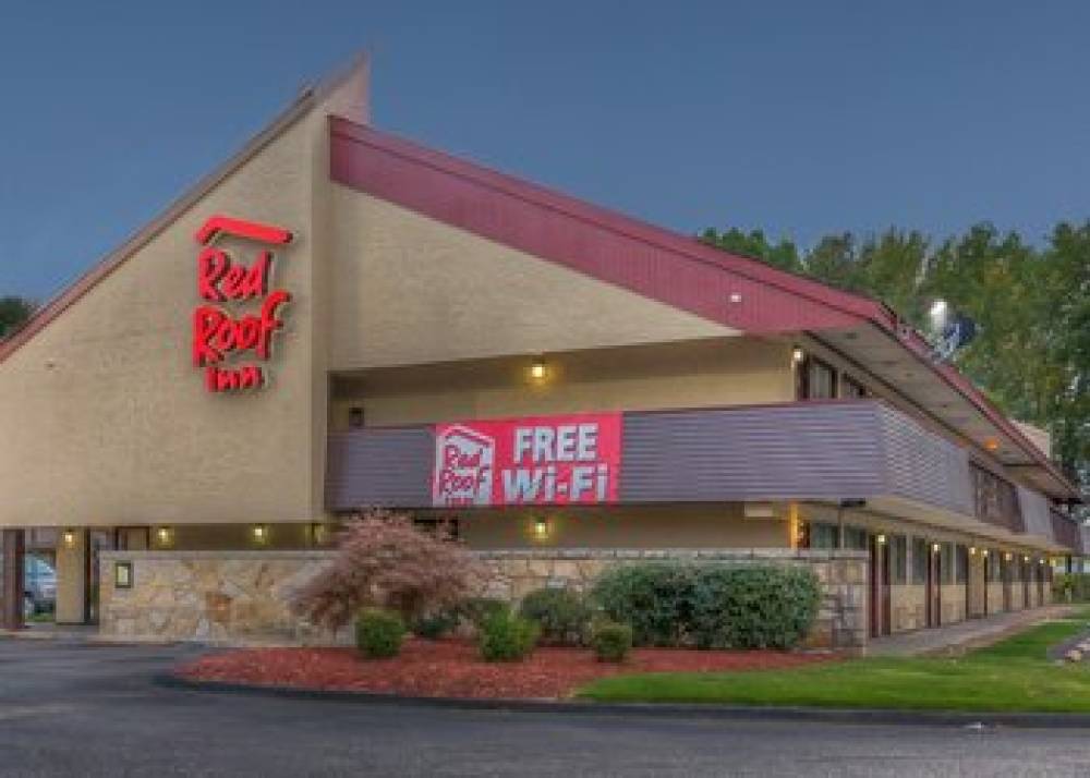 Red Roof Inn Memphis East  2