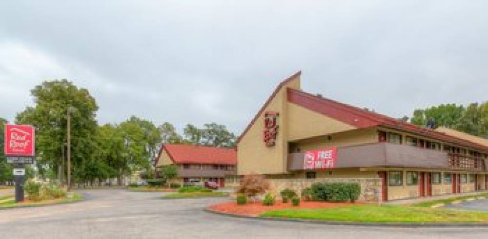 Red Roof Inn Memphis East  1