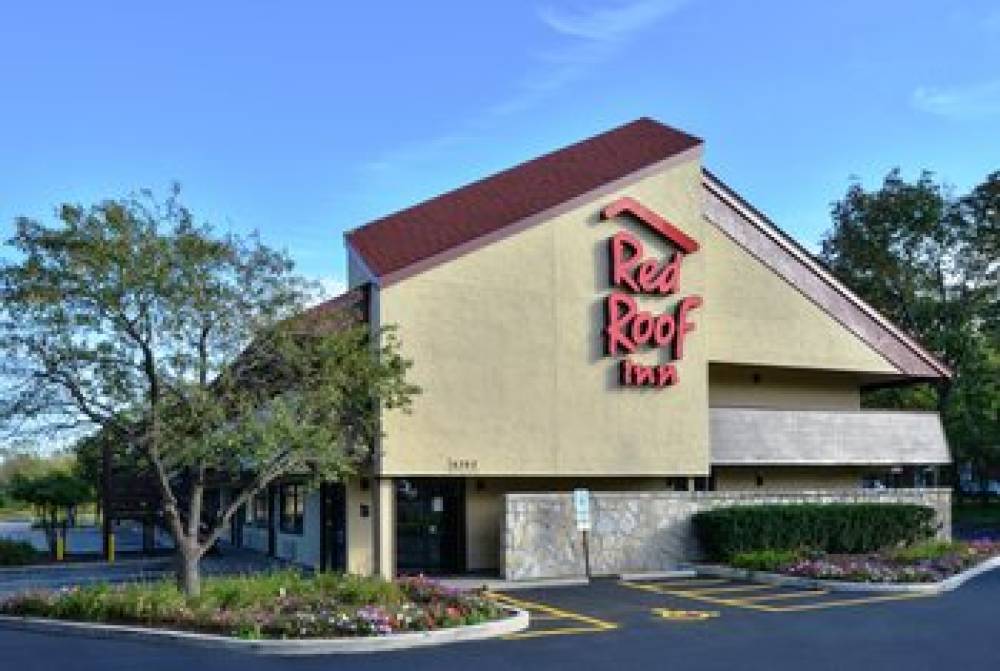 Red Roof Inn Milwaukee Airport  1