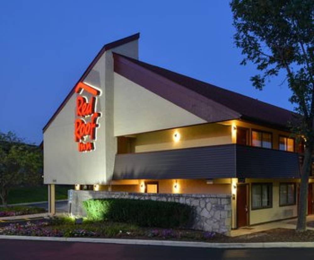 Red Roof Inn Milwaukee Airport  4