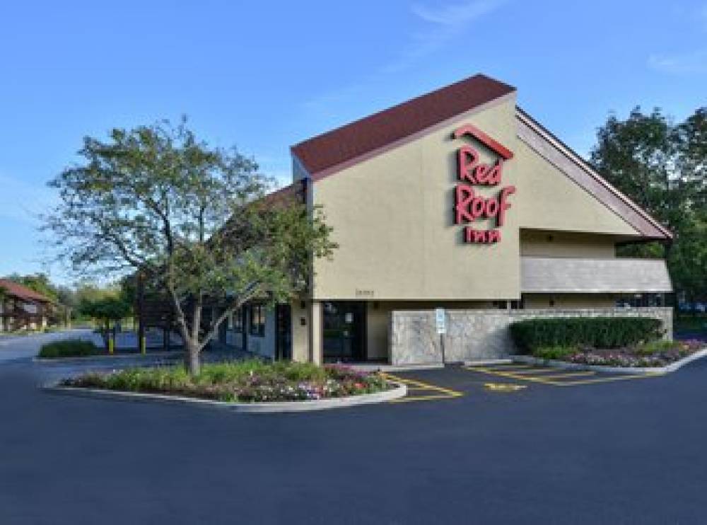 Red Roof Inn Milwaukee Airport  2