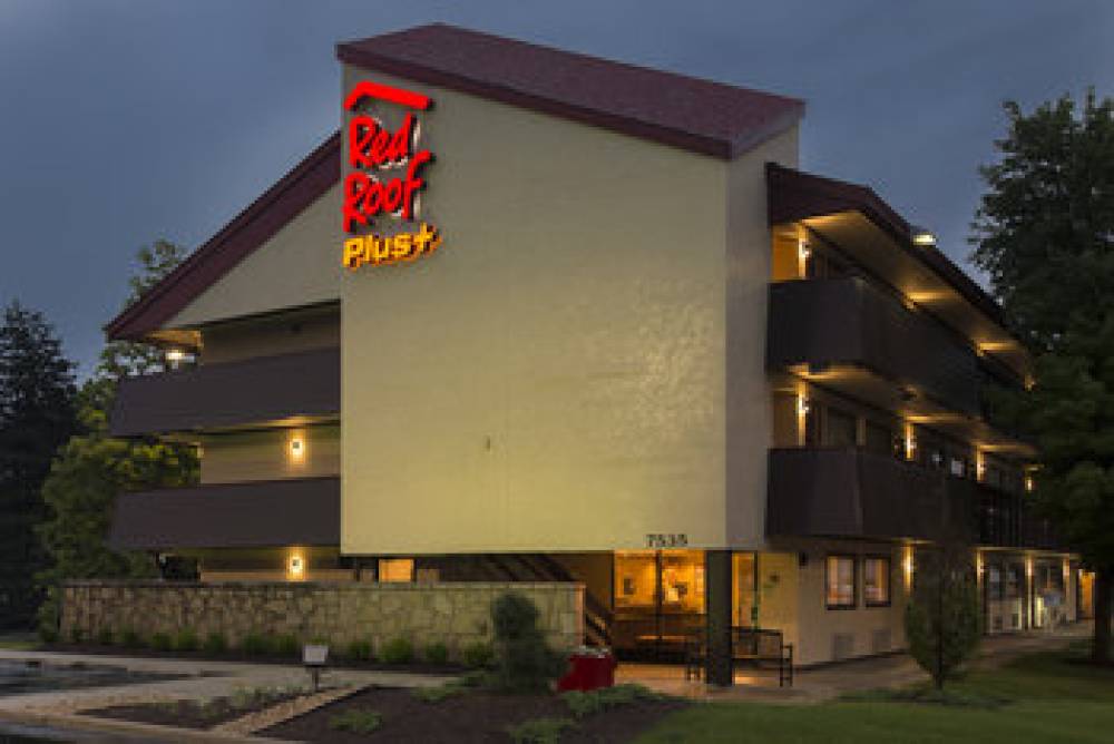 Red Roof Inn PLUS+ Chicago - Willowbrook 5