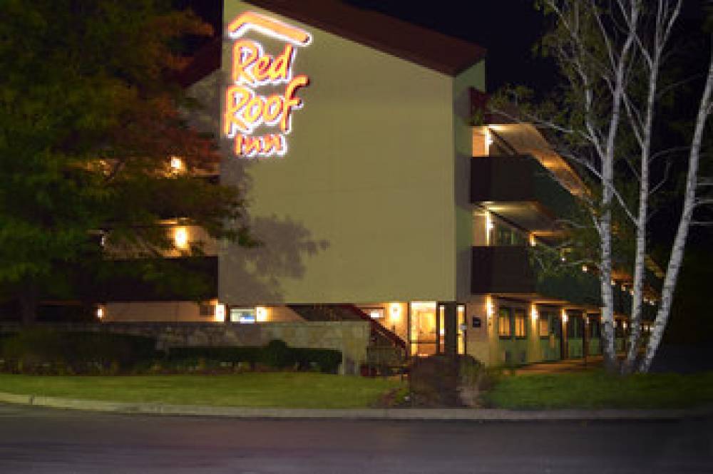 Red Roof Inn Syracuse 3