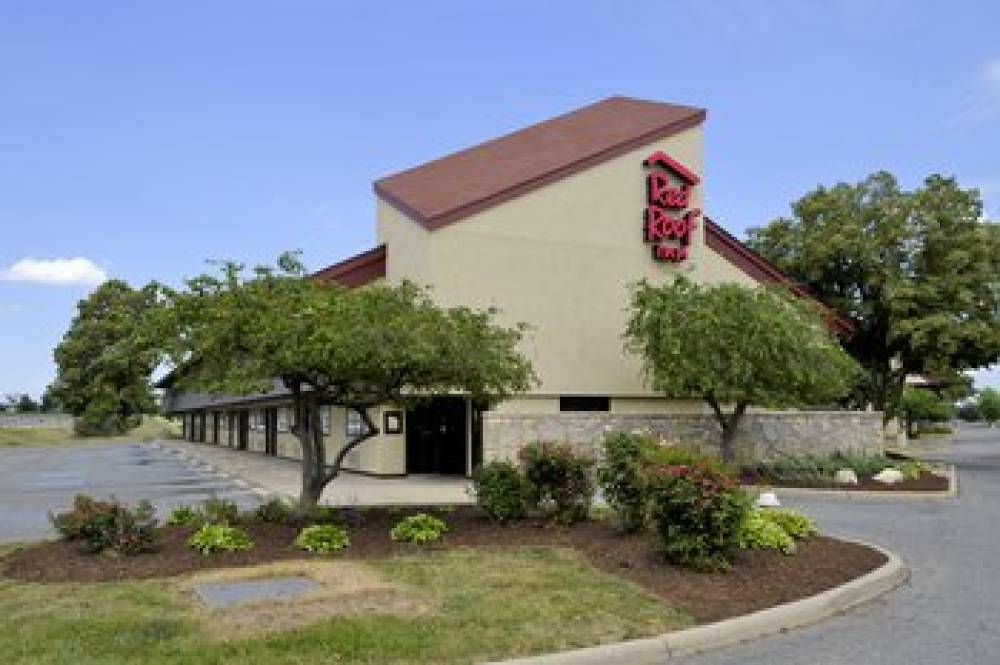 Red Roof Inn Toledo - Maumee 2