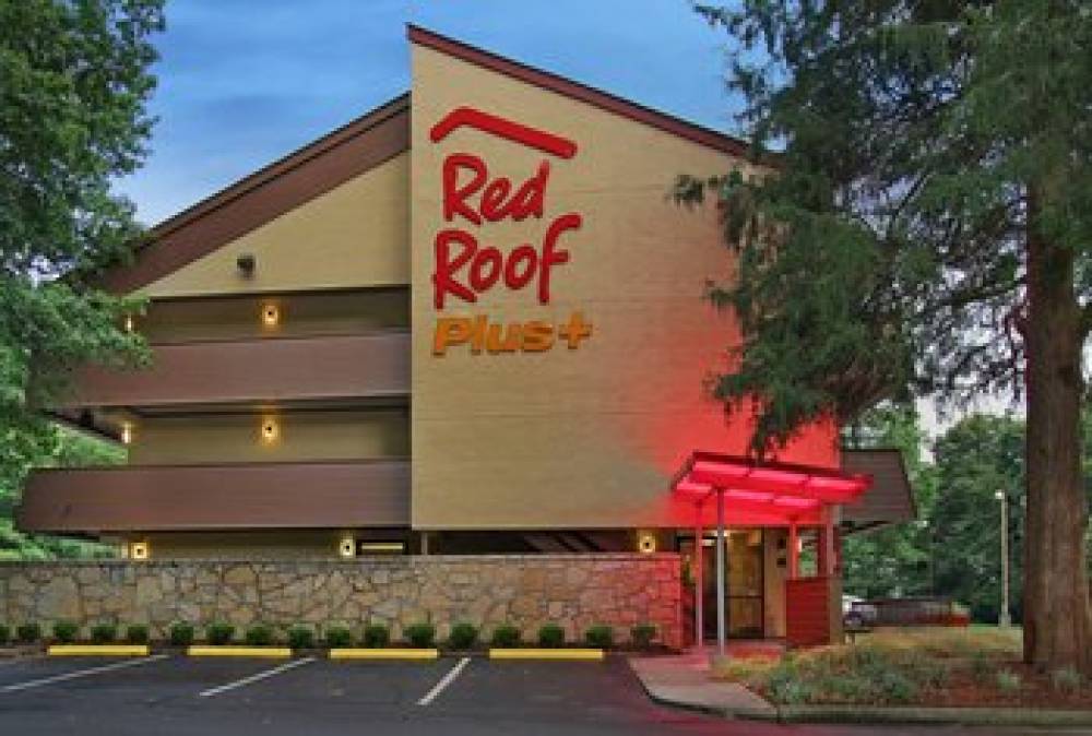 Red Roof PLUS+ Atlanta-Buckhead 1