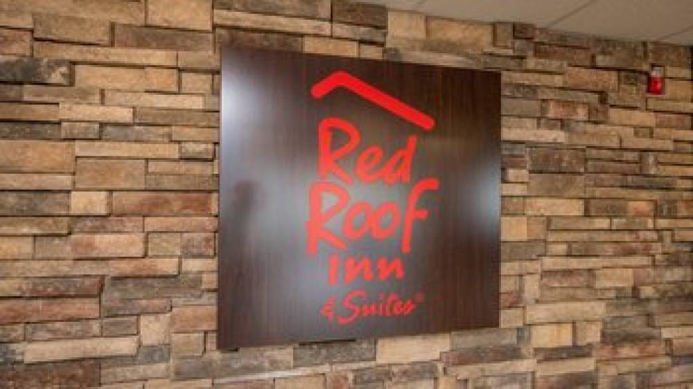 RED ROOF SUITES INDIANAPOLIS AIRPOR 8