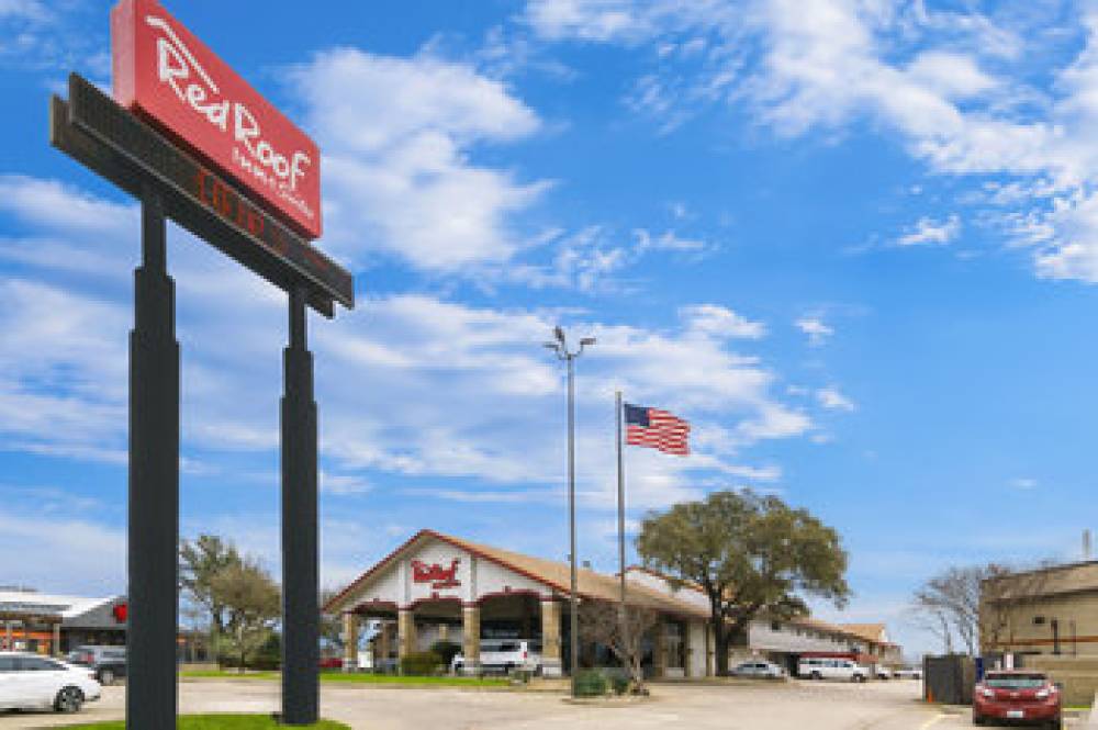 RED ROOF SUITES IRVING-DFW AIRPORT 2