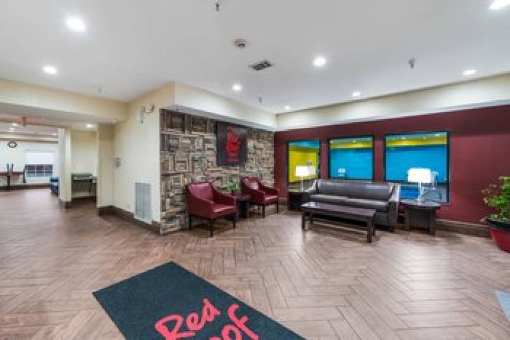 RED ROOF SUITES MONEE 9