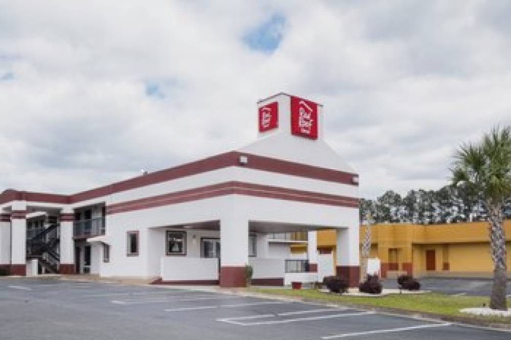 RED ROOF WALTERBORO 4