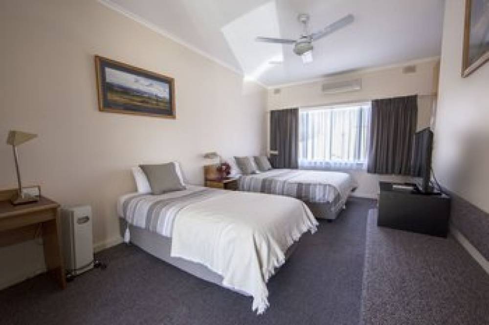 REDHILL COOMA MOTOR INN 7