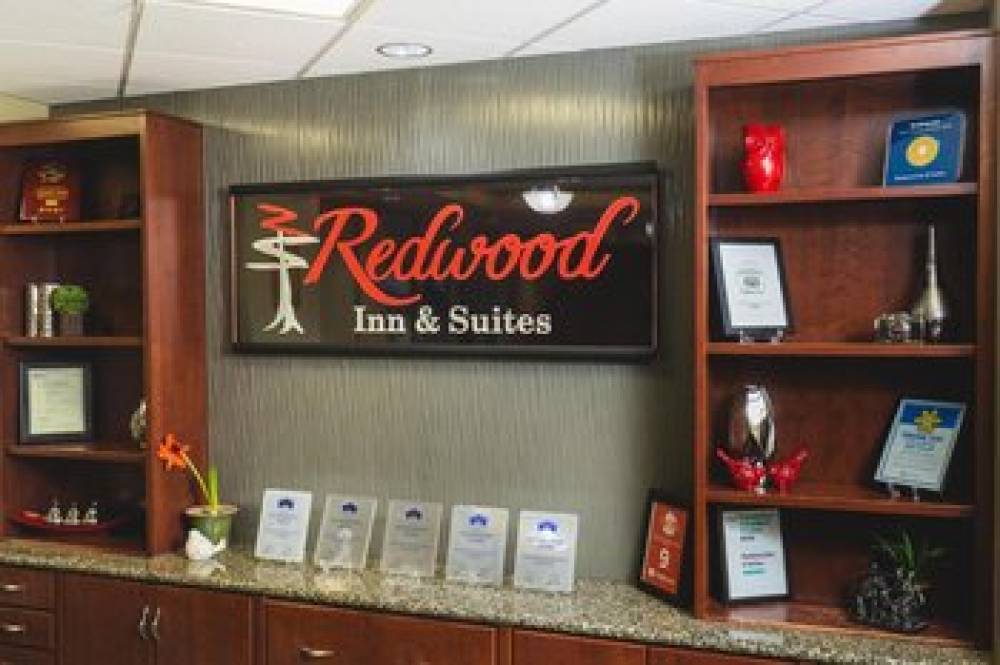 REDWOOD INN AND SUITES 6