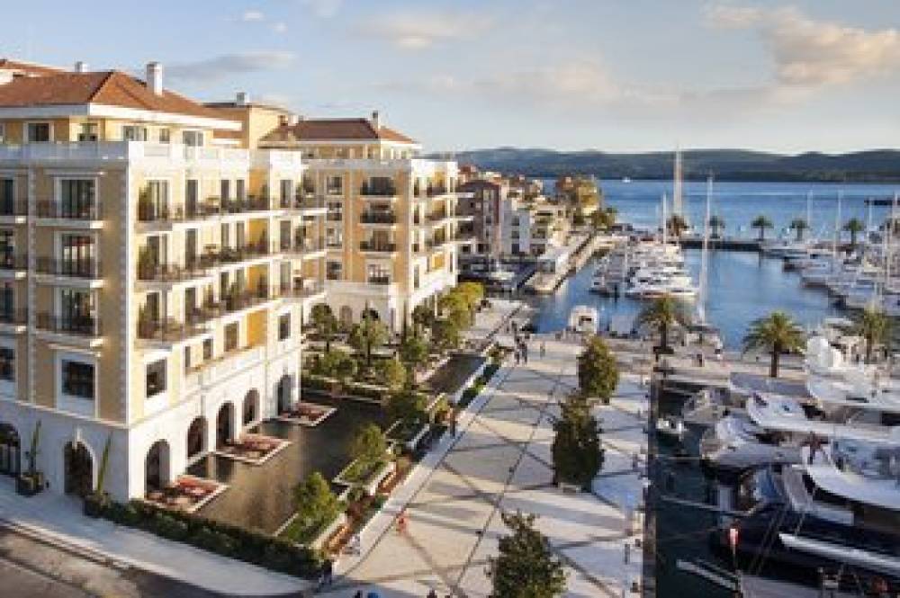 REGENT PORTO MONTENEGRO 8