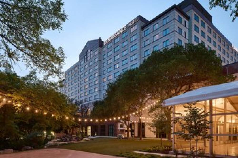 Renaissance Austin Hotel 2