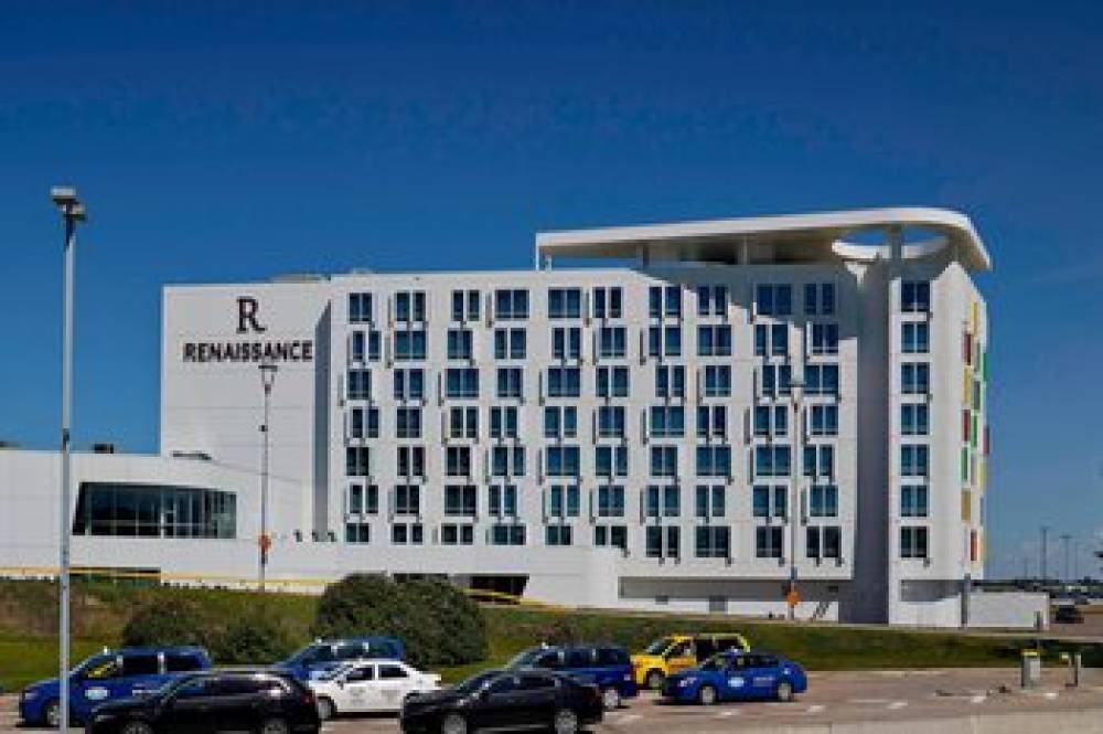 Renaissance Edmonton Airport Hotel 2