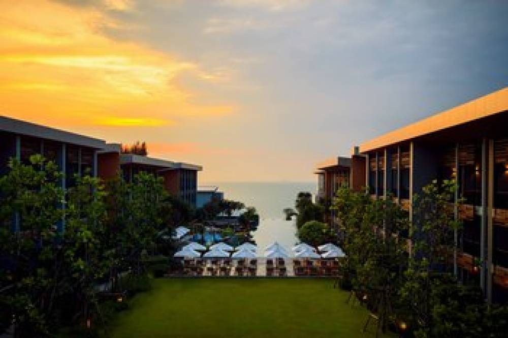 Renaissance Pattaya Resort And Spa 1