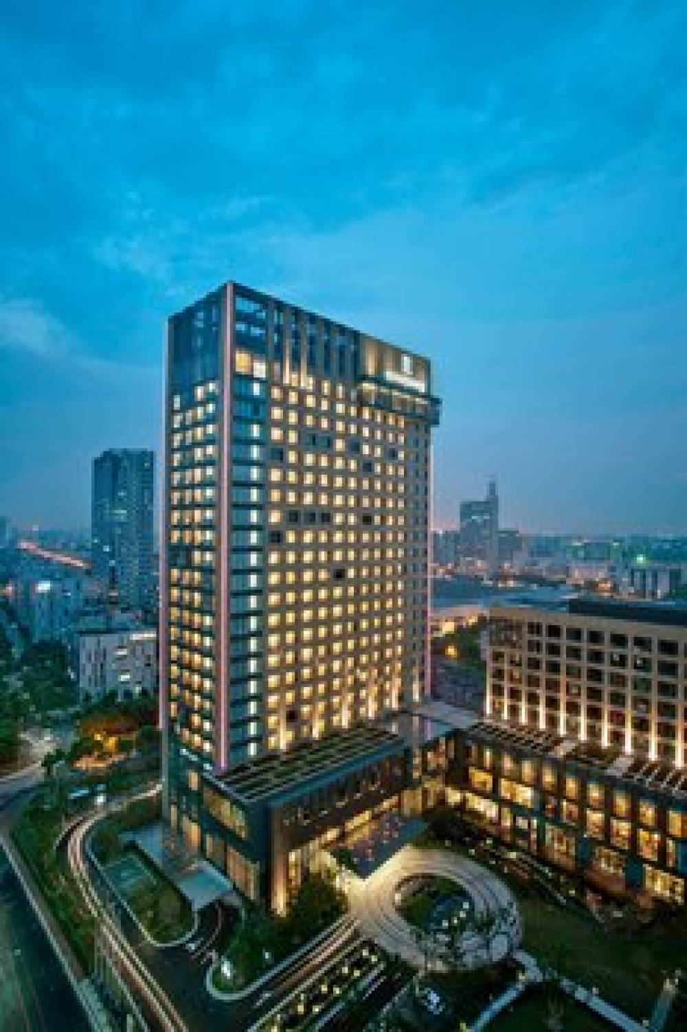 Renaissance Shanghai Caohejing Hotel