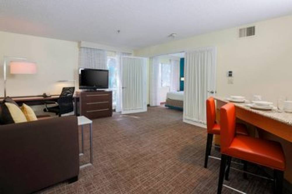 Residence Inn By Marriott Bakersfield 9