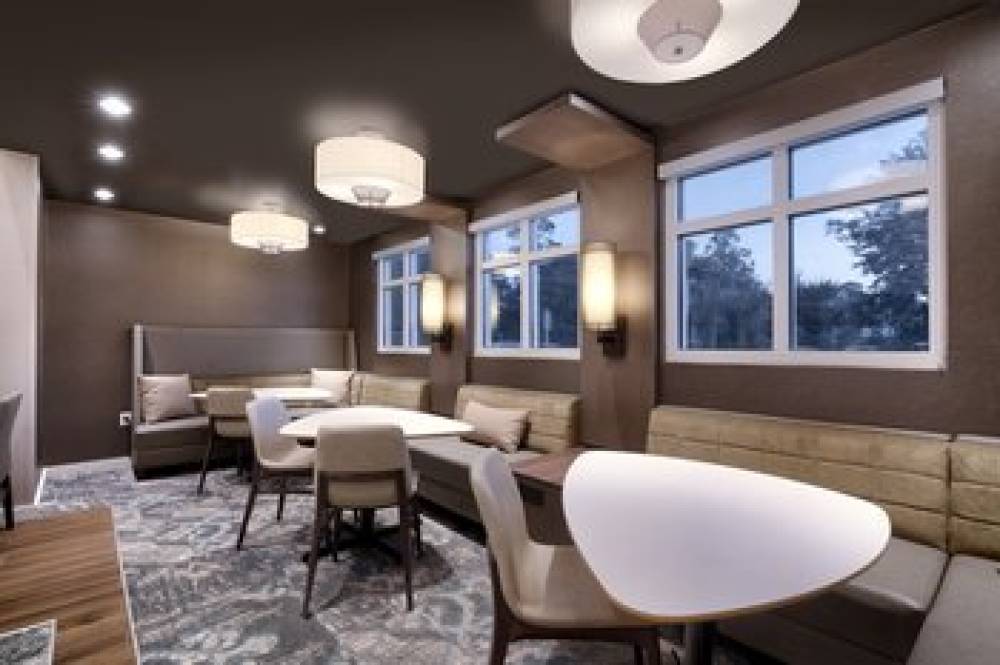 Residence Inn By Marriott Brunswick 7