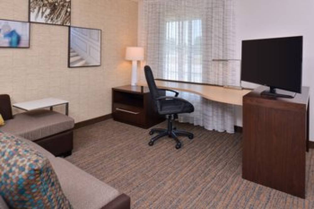 Residence Inn By Marriott Cedar Rapids South 8