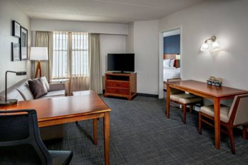 Residence Inn By Marriott Chesapeake Greenbrier 10