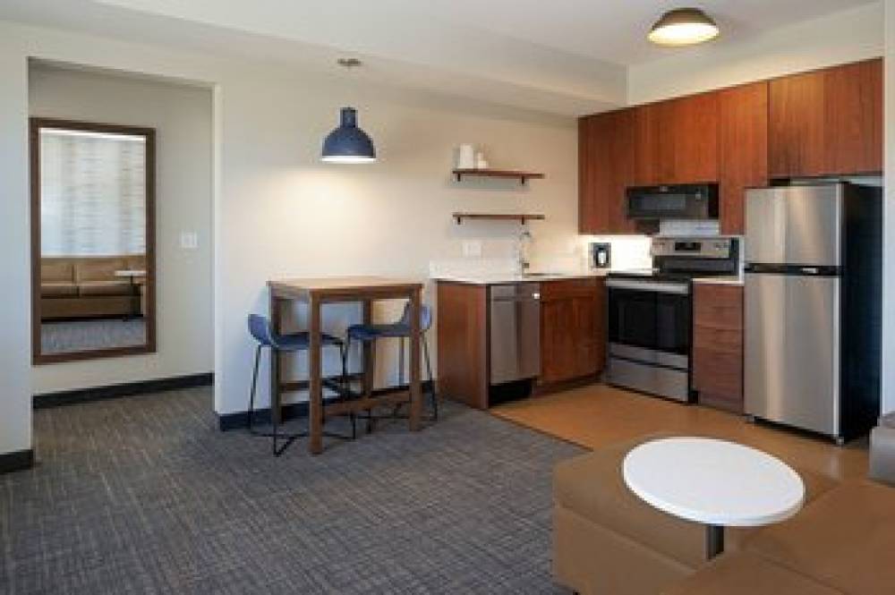 Residence Inn By Marriott Colorado Springs East 9