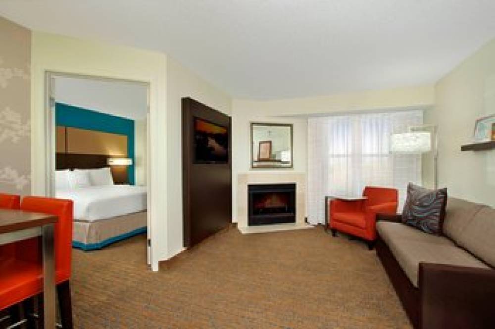 Residence Inn By Marriott Colorado Springs South 8