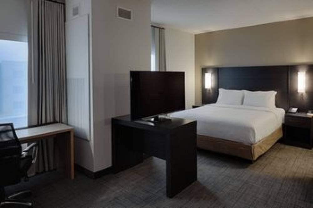 Residence Inn By Marriott Columbus Airport 7