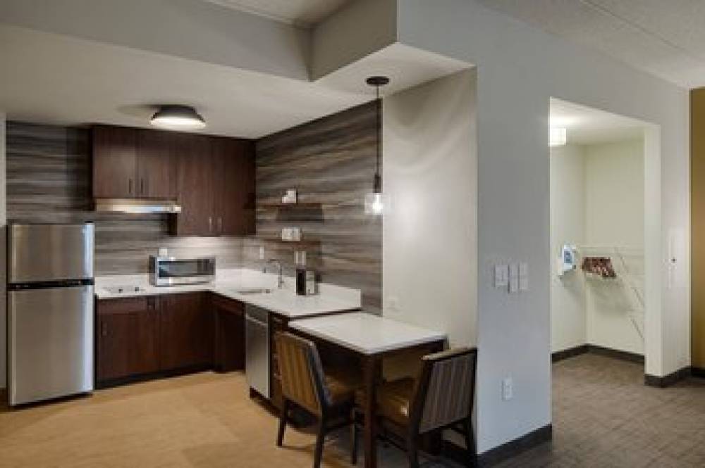 Residence Inn By Marriott Columbus Airport 9