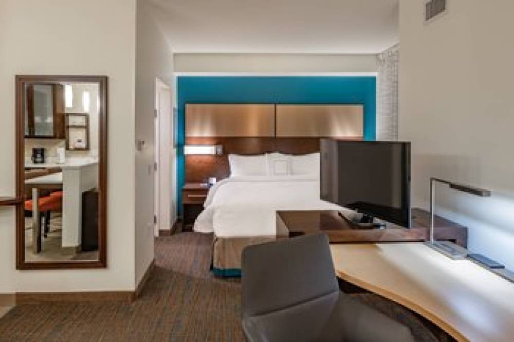 Residence Inn By Marriott Dallas At The Canyon 10