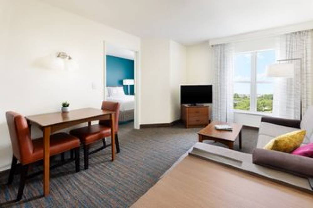 Residence Inn By Marriott Des Moines West At Jordan Creek Town Center 9