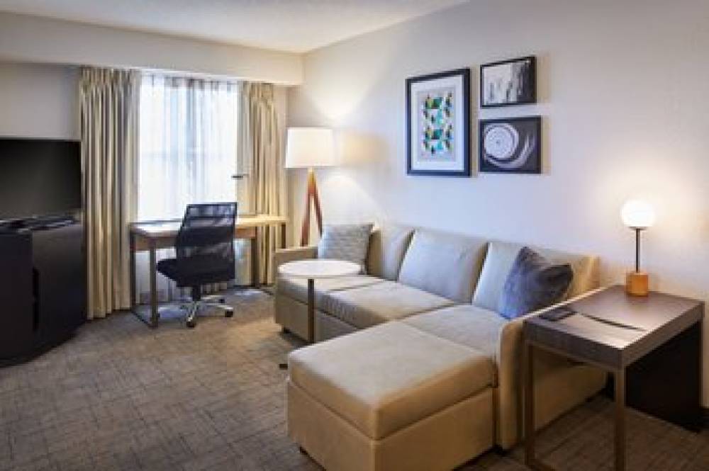 Residence Inn By Marriott Detroit Novi 10