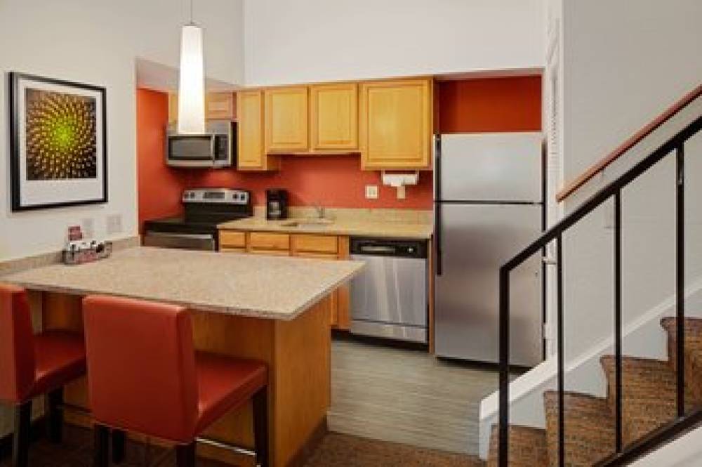 Residence Inn By Marriott Detroit Troy Madison Heights 9