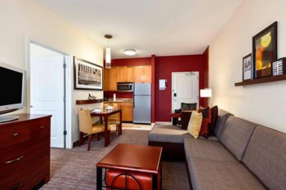 Residence Inn By Marriott Greensboro Airport 1