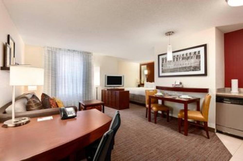 Residence Inn By Marriott Greensboro Airport 7