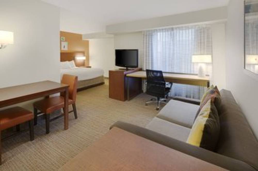 Residence Inn By Marriott Indianapolis Airport 5