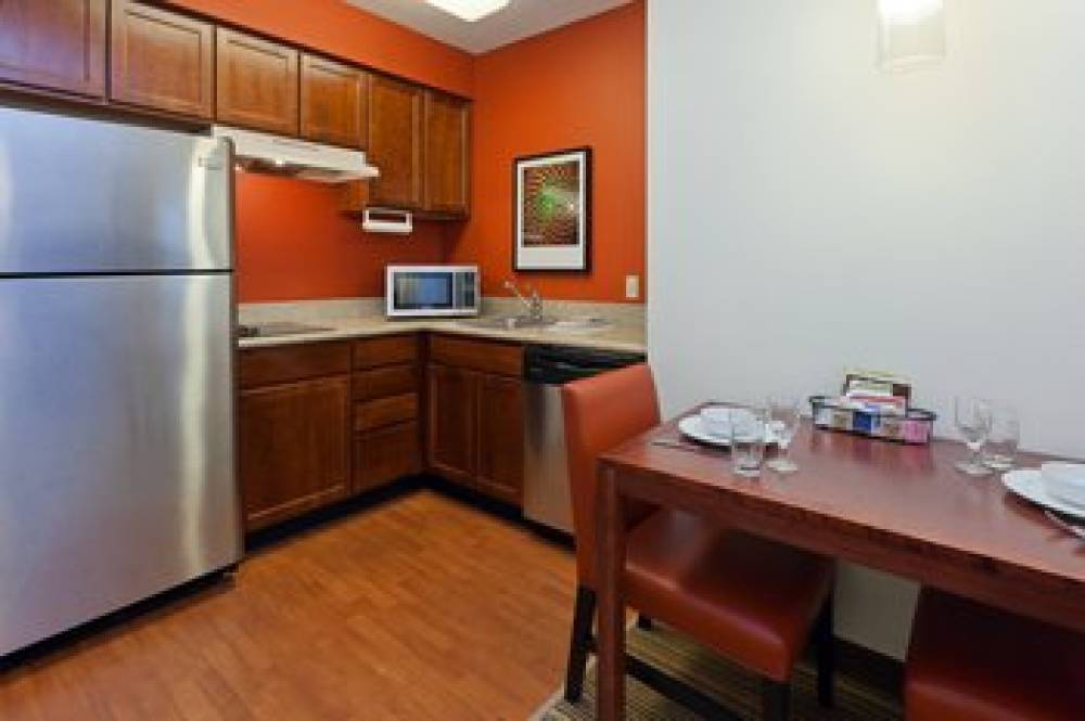 Residence Inn By Marriott Indianapolis Carmel 6