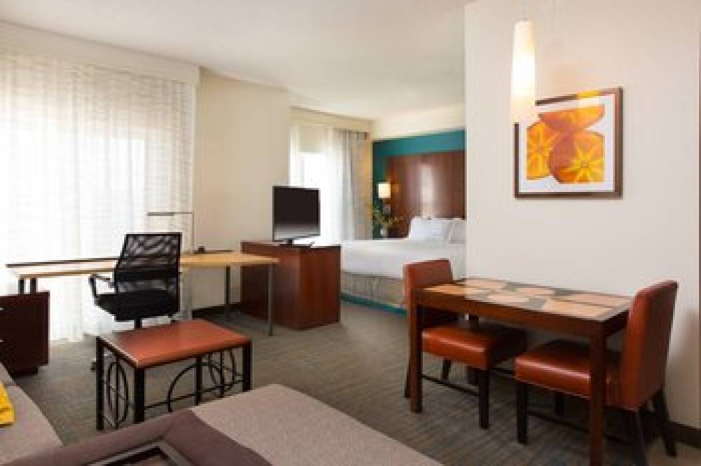 Residence Inn By Marriott Kansas City Airport 7